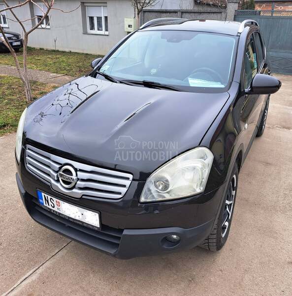 Nissan Qashqai + 2 2.0 TDI