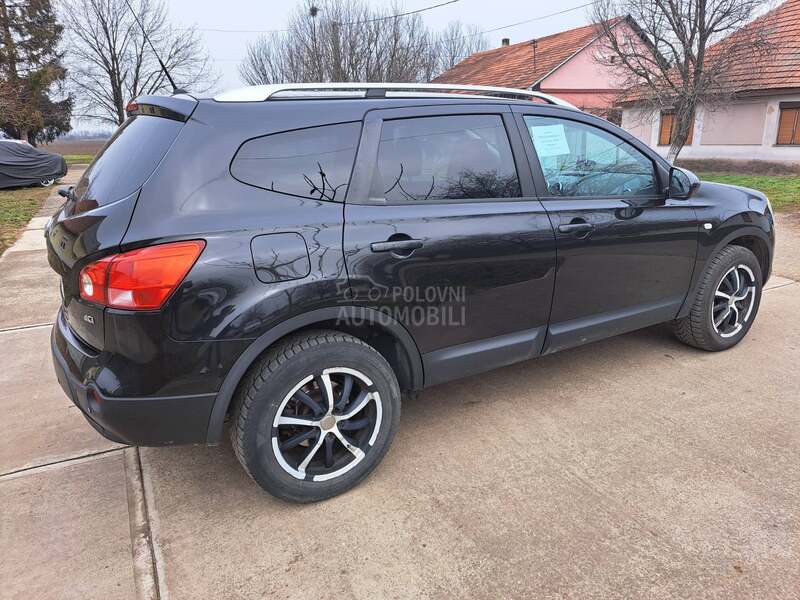 Nissan Qashqai + 2 2.0 TDI