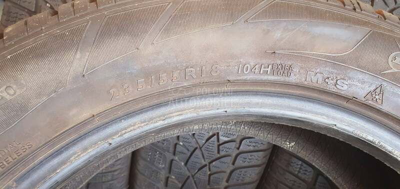 Dunlop 235/55 R18 Zimska