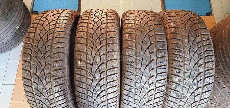 Dunlop 235/55 R18 Zimska
