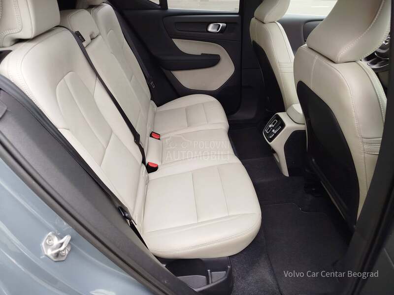 Volvo XC40 T2 AT R DESIGN