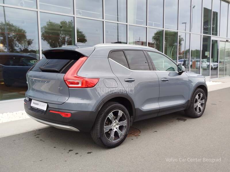 Volvo XC40 T2 AT R DESIGN