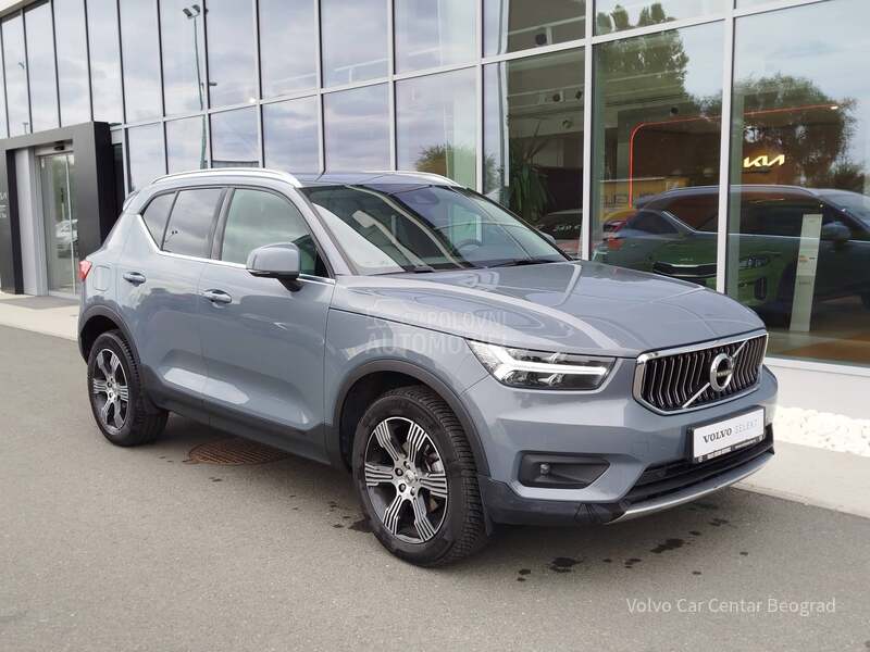 Volvo XC40 T2 AT R DESIGN