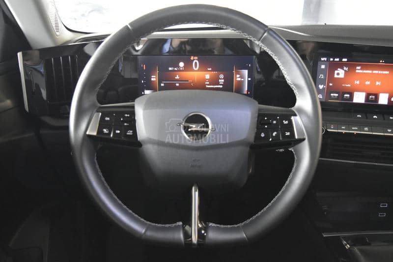 Opel Astra L Edition MT