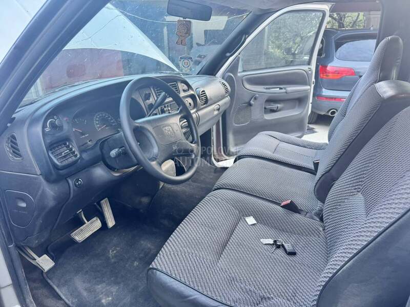 Dodge RAM 