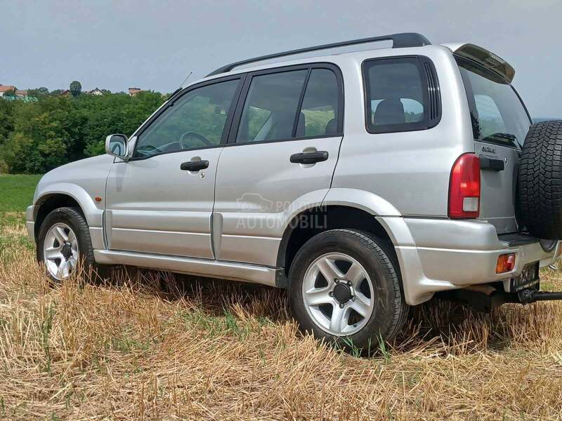 Suzuki Grand Vitara 2 0