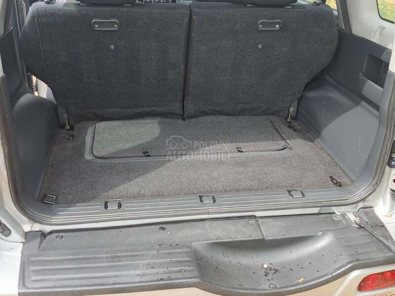 Suzuki Grand Vitara 2 0