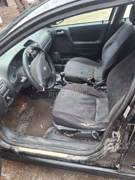 Opel Astra G 1.7