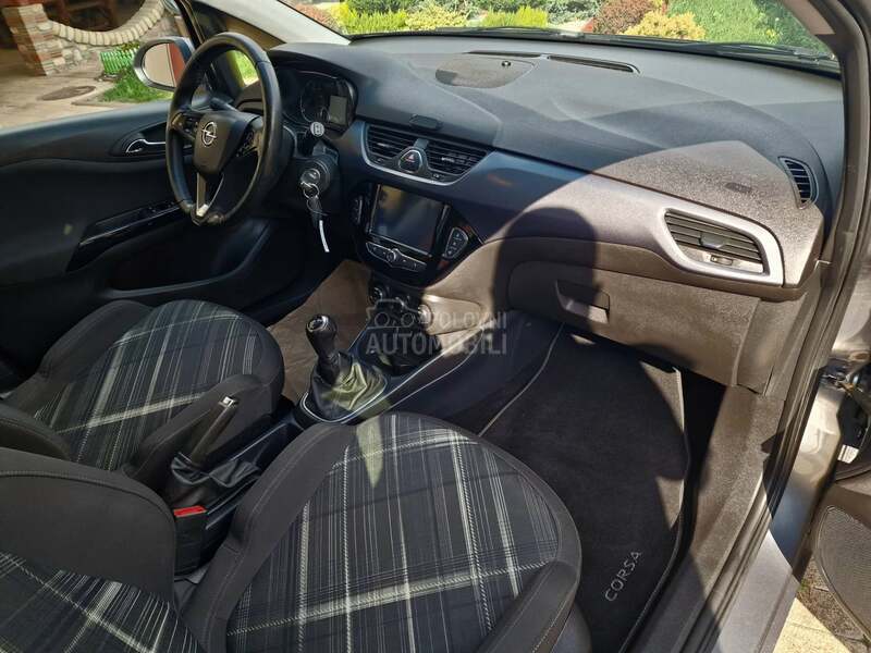 Opel Corsa E 1.4B E N Z/LED/NAV/
