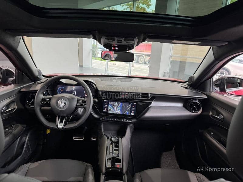 Alfa Romeo Junior 1.2 136 Speciale