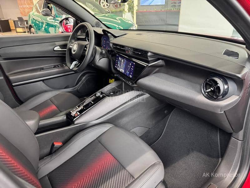 Alfa Romeo Junior 1.2 136 Speciale