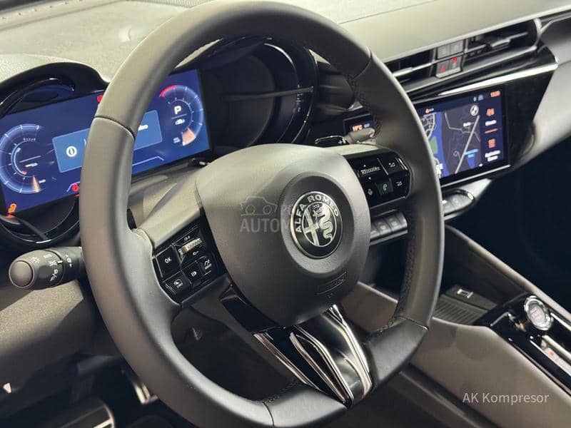 Alfa Romeo Junior 1.2 136 Speciale