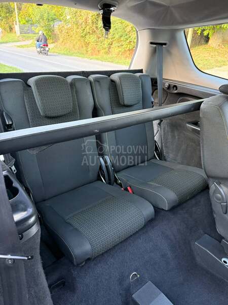 Renault Grand Scenic 1,5dci/7.sedista/lep