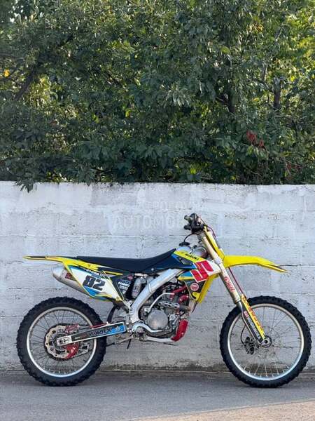 Suzuki Rmz