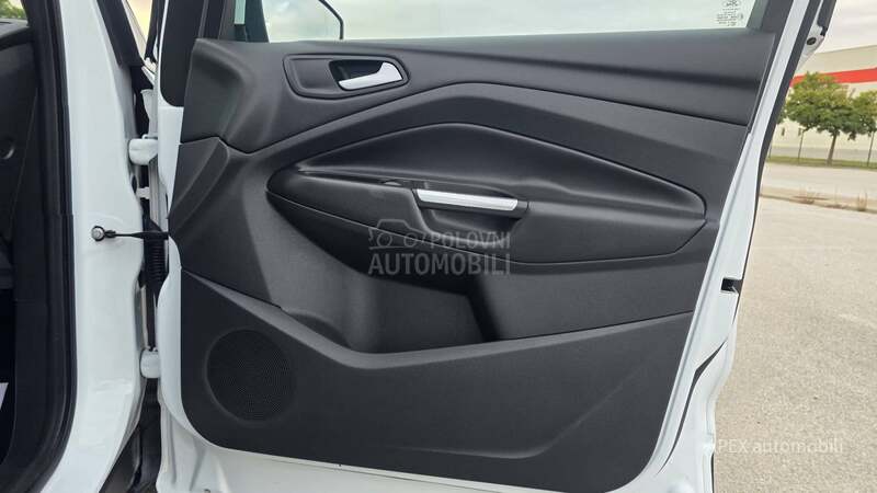 Ford Kuga 2.0Tdci Poweshift