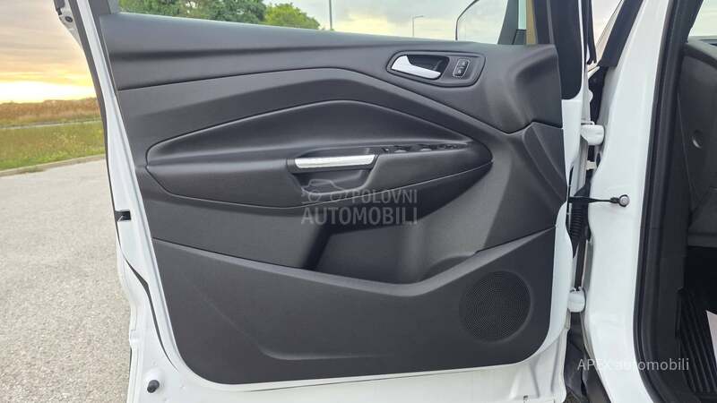 Ford Kuga 2.0Tdci Poweshift