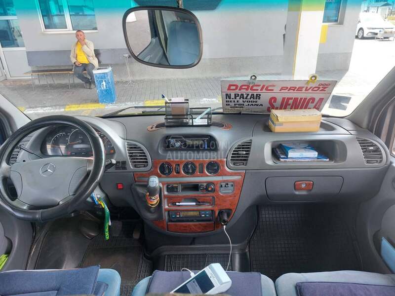 Mercedes Benz 313 cdi sa 18 sed