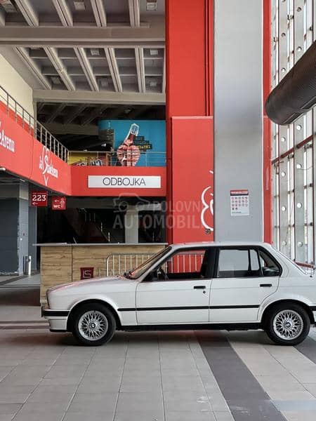 BMW 320 i