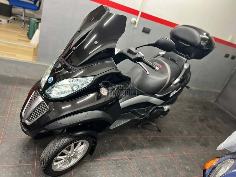Piaggio Mp3 LT