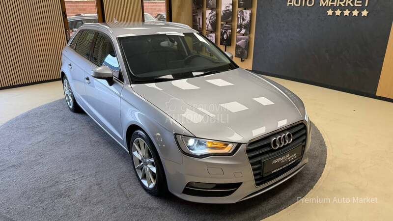 Audi A3 //1.2 TFSI/N.AVI/NOV