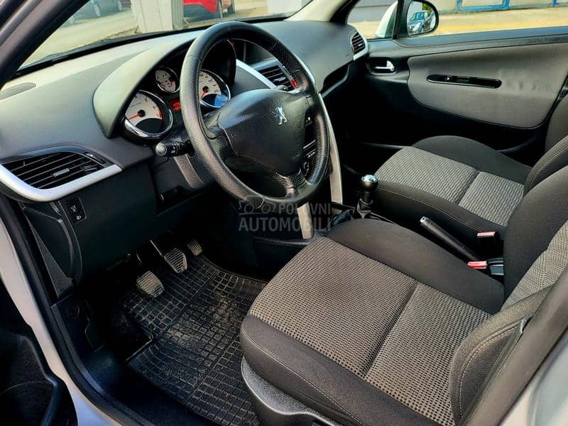 Peugeot 207 1.4