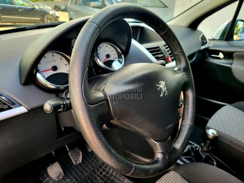 Peugeot 207 1.4