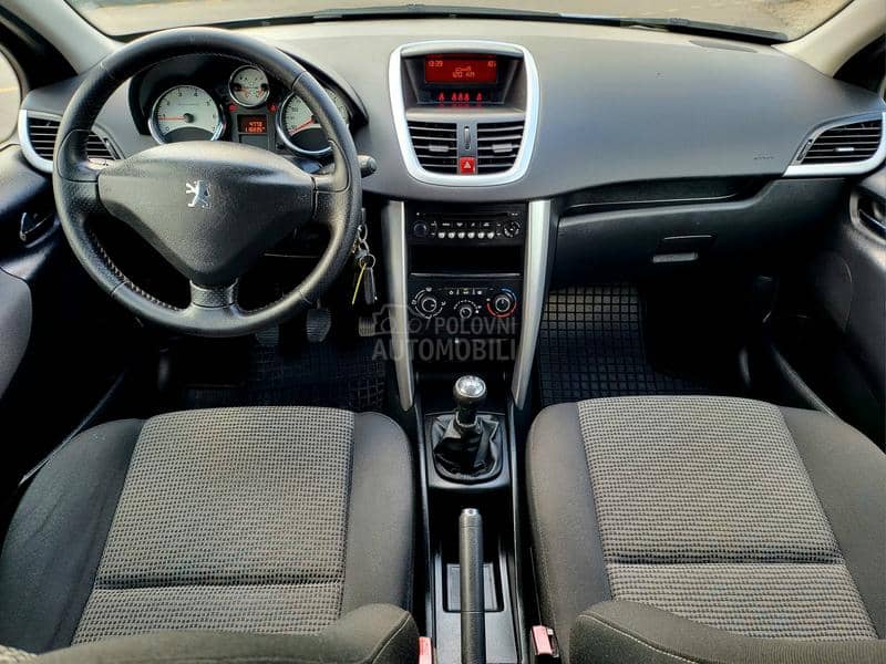 Peugeot 207 1.4