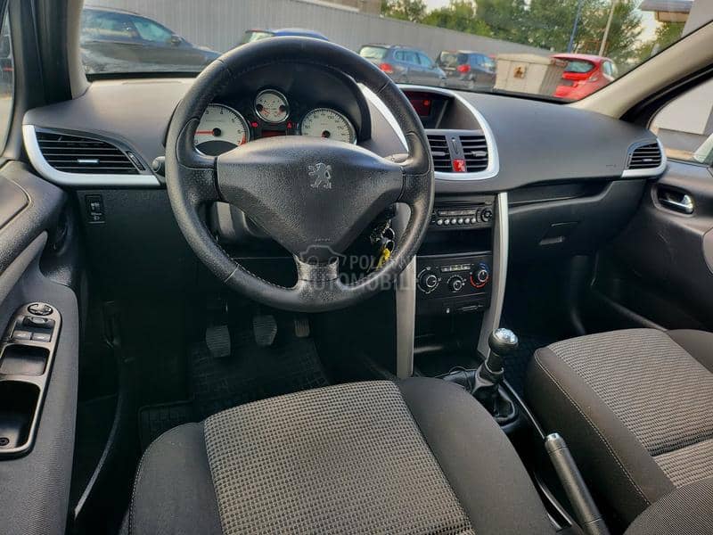 Peugeot 207 1.4