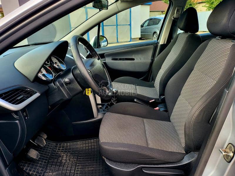 Peugeot 207 1.4