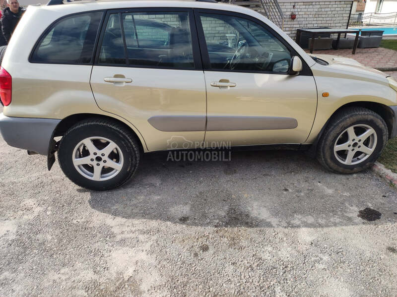 Toyota RAV 4 