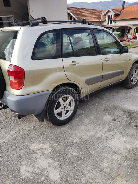 Toyota RAV 4 