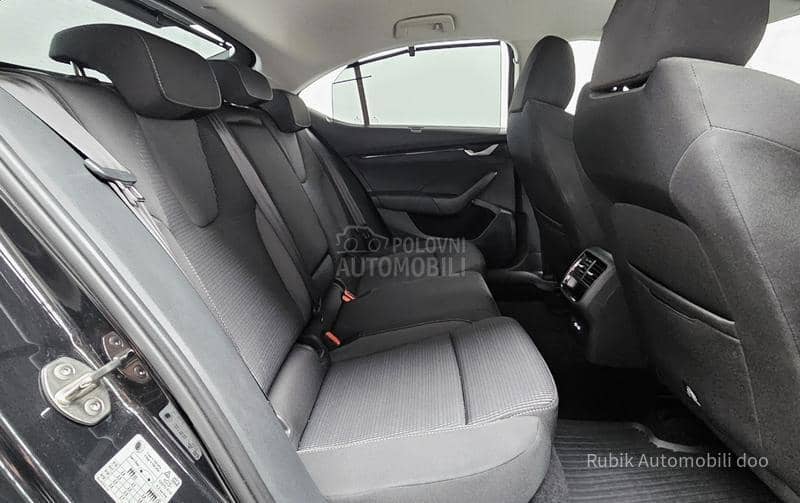 Škoda Octavia 2.0tdi Selection DSG