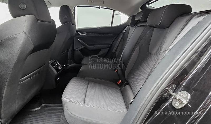 Škoda Octavia 2.0tdi Selection DSG