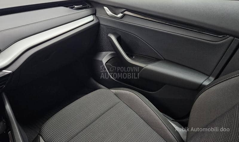 Škoda Octavia 2.0tdi Selection DSG