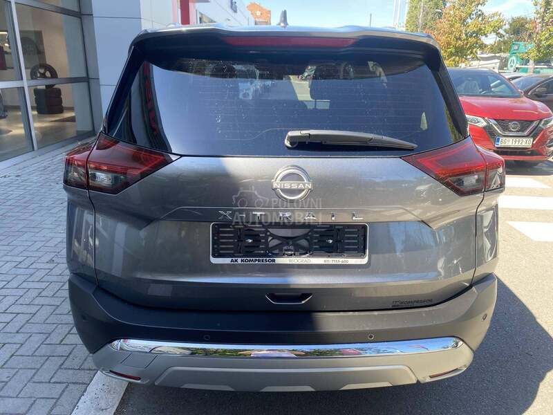 Nissan X-Trail 1.5 CVT 163 TEKNA
