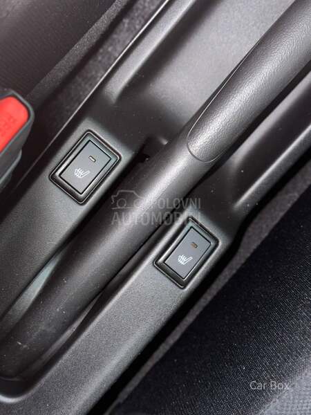 Suzuki Swift PREMIUM 1.2 84 CVT