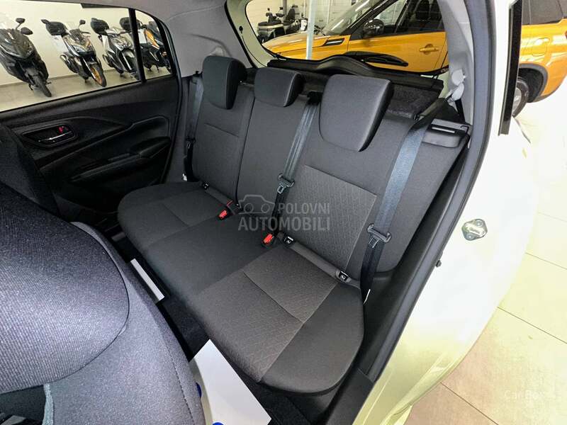 Suzuki Swift PREMIUM 1.2 84 CVT