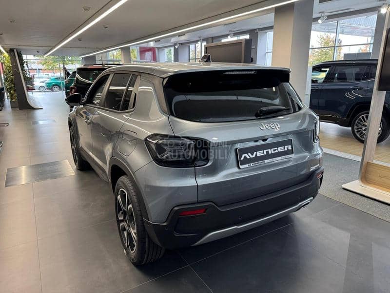 Jeep Avenger Altitude 1.2l 100hp