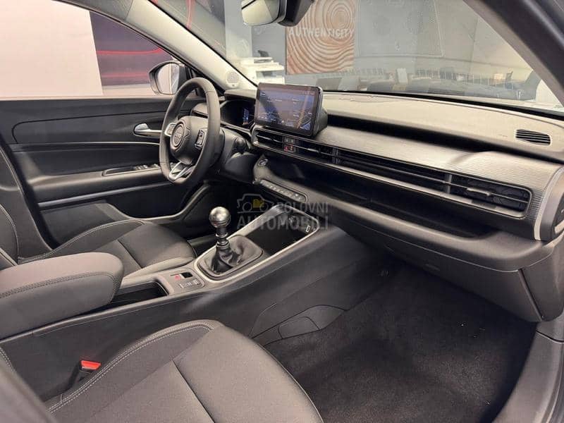 Jeep Avenger Altitude 1.2l 100hp