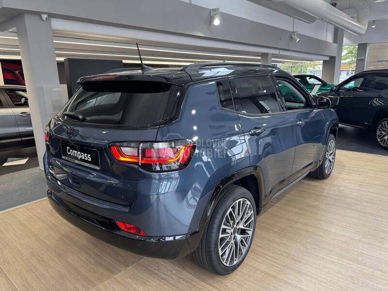 Jeep Compass 1.5 SUMMIT