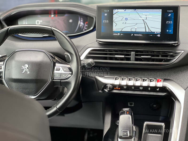 Peugeot 3008 1.5 HDI/ALLURE/AUT