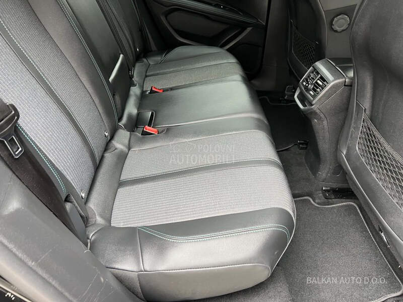 Peugeot 3008 1.5 HDI/ALLURE/AUT