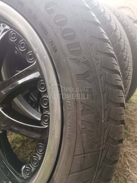 Goodyear 215/55 R17 Sve sezone