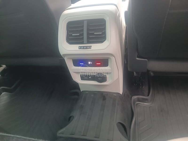 Volkswagen Tiguan 2.0 CARAT EXCLUSIVE