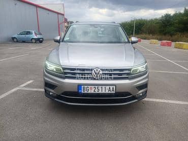 Volkswagen Tiguan 2.0 CARAT EXCLUSIVE