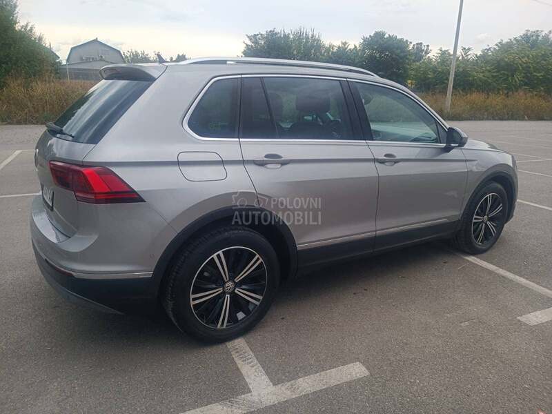 Volkswagen Tiguan 2.0 CARAT EXCLUSIVE