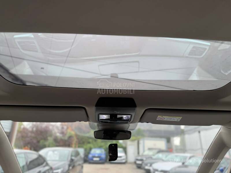 Volkswagen Multivan Long/Pano/7sed/Black