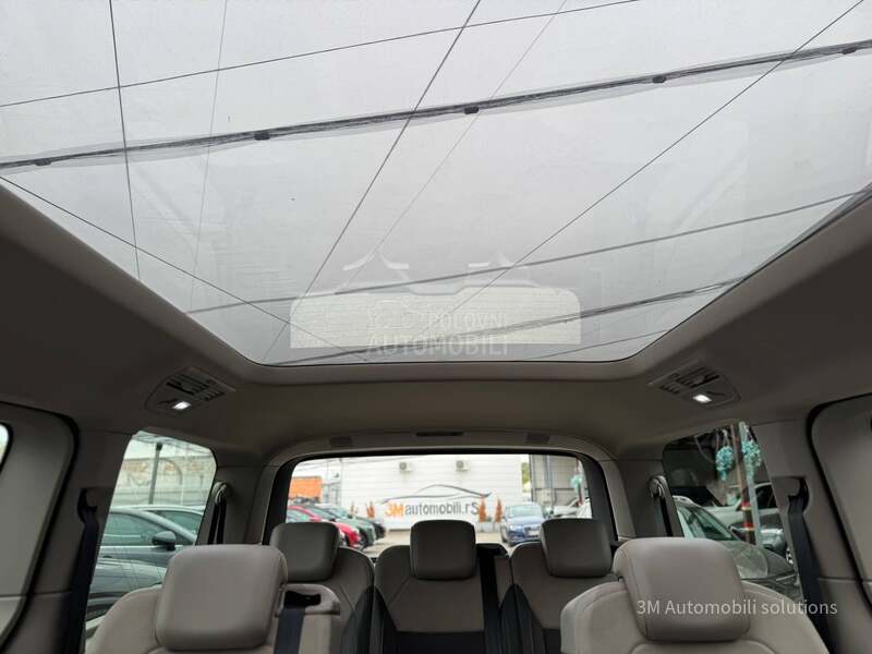 Volkswagen Multivan Long/Pano/7sed/Black