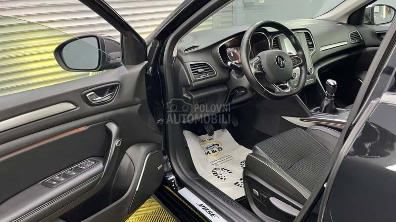 Renault Megane 1.5dci B O S E