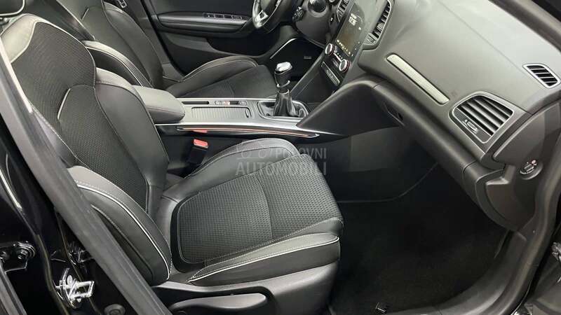 Renault Megane 1.5dci B O S E